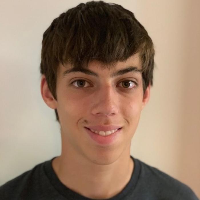 Noah Schwartz Headshot